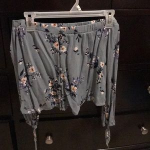 Kendal & Kyle Blouse